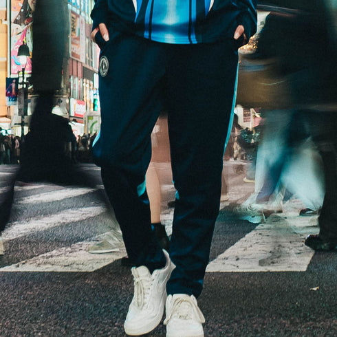 future STRIPE トレーニングロングパンツ